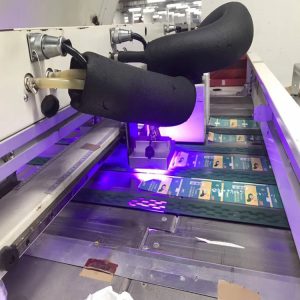 廠家直銷LEDUV水冷固化機uv紫外線燈標(biāo)簽印刷噴碼機不干膠UV固化